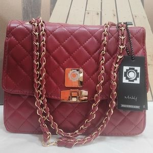 Brand New Embroidery Chain Shoulder Bag.